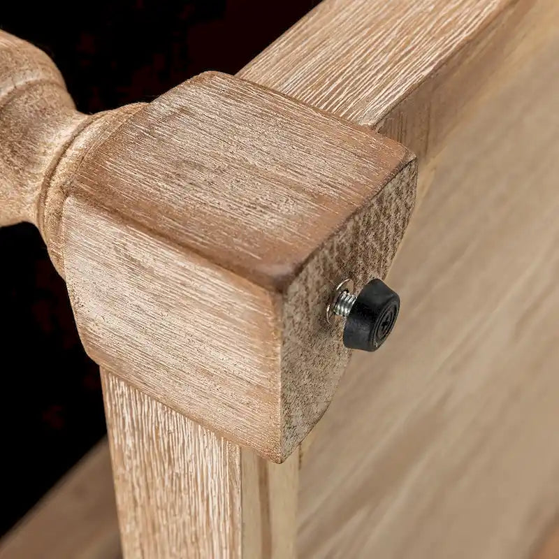 Gepolsterter traditioneller rechteckiger Cocktailhocker mit Ablage